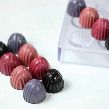 Dome Praline with Design Mould No: 688 - Thumbnail