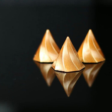 Swirl Geometric Cone Praline Mould No: 480 - Thumbnail